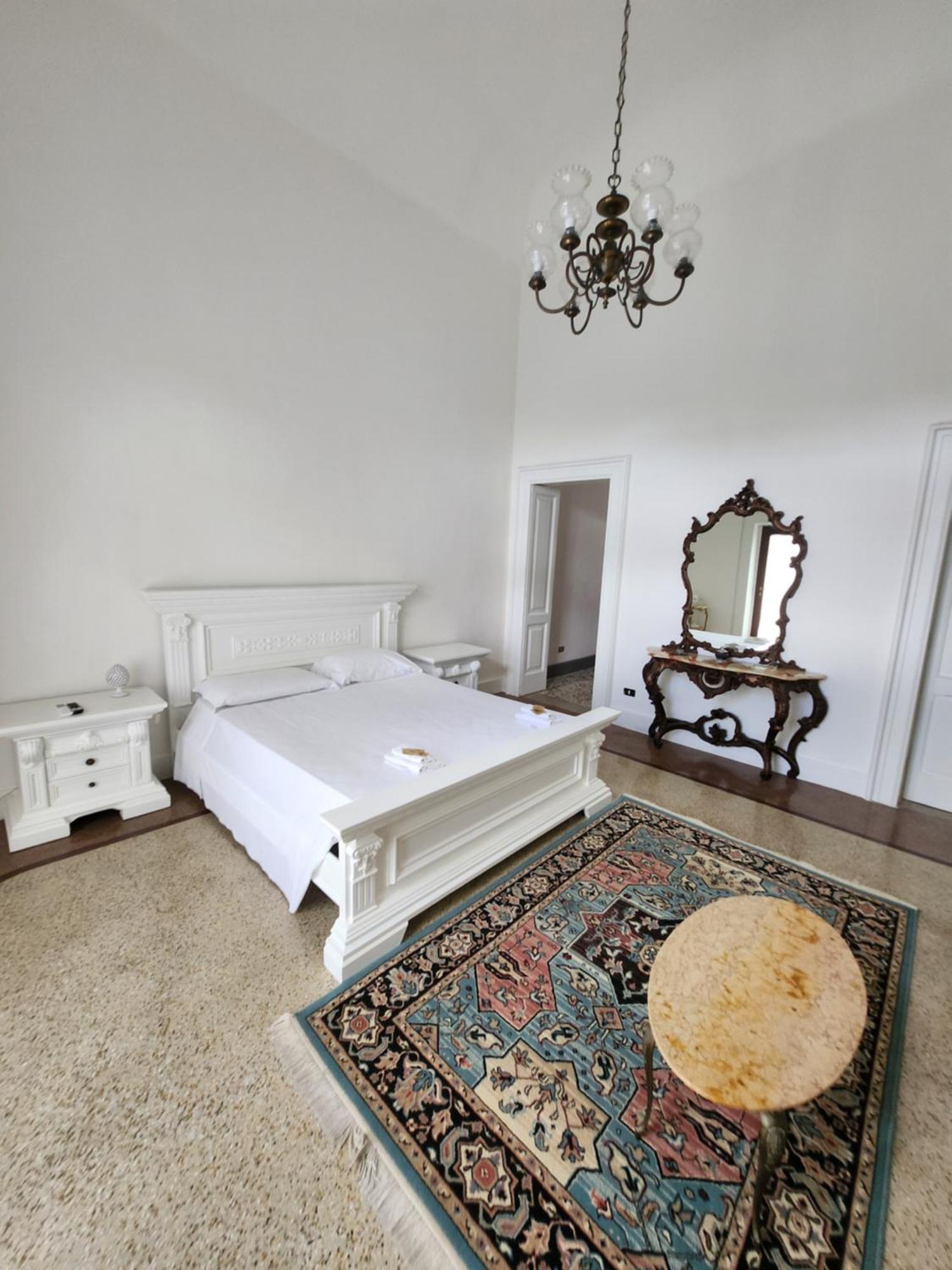 Dimora Liberty Hotel Lecce Luaran gambar